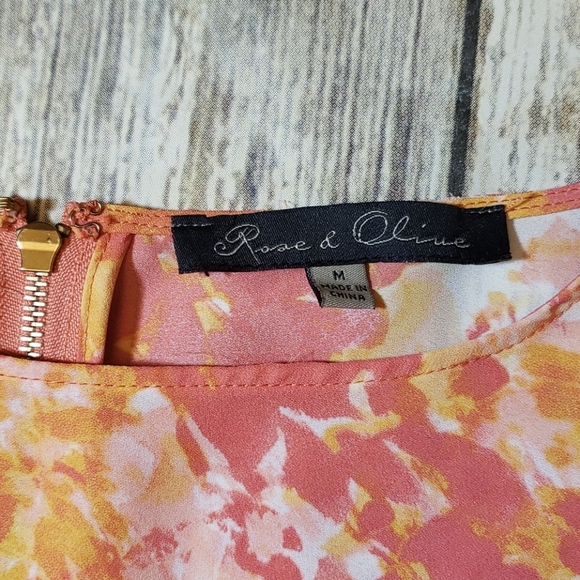 Rose & Olive Floral Blouse - Picture 4 of 9